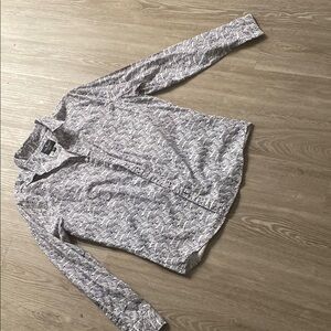 American Eagle Outfitters Blue and White Patterned Shirt